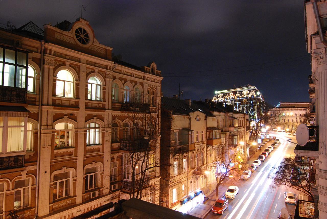 Home-Hotel Apartments-Mykhailivska Kyiv Exterior photo
